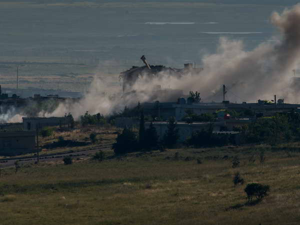 Israel không kích các vị trí của Syria tại Cao nguyên Golan ảnh 1