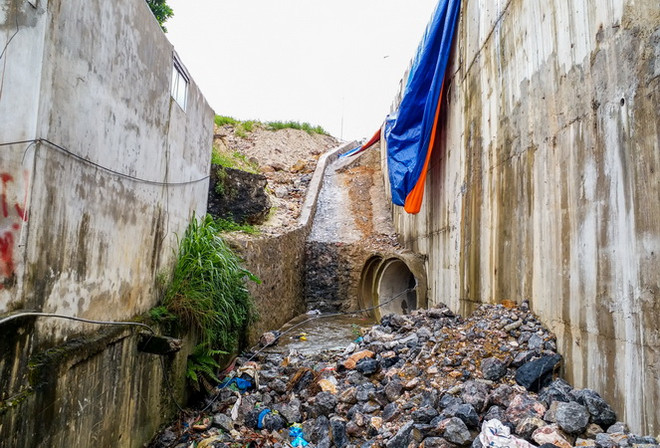 Quảng Ninh: Nguy cơ sạt đổ kè đường cao tốc Hạ Long-Vân Đồn ảnh 2