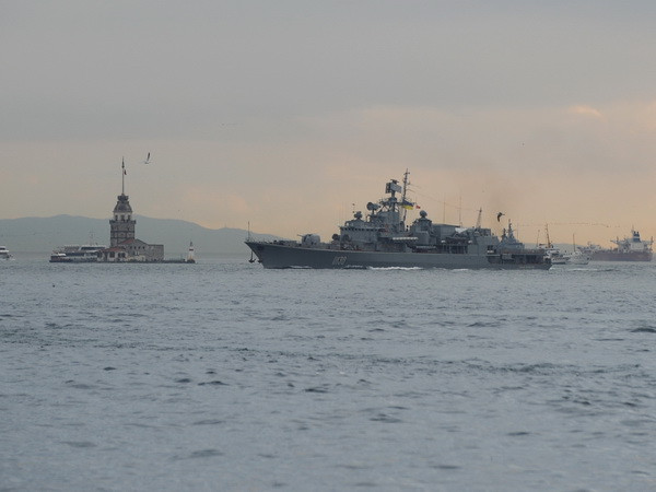 Tàu chiến Nga diễn tập bắn tên lửa ngoài khơi bờ biển Syria ảnh 1