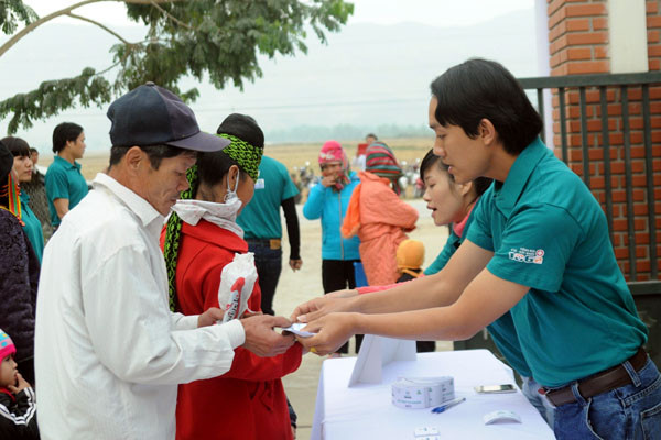 Khám bệnh miễn phí cho người dân tỉnh Điện Biên ảnh 1