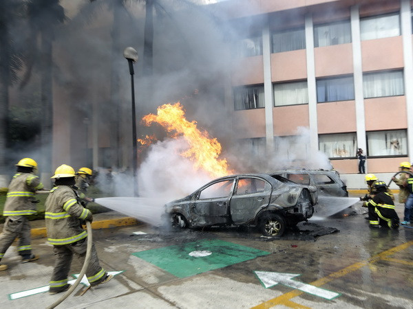 Phu nhân cựu thị trưởng bị cáo buộc liên quan vụ 43 sinh viên mất tích ảnh 1