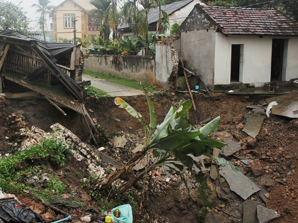 Chủ tịch UBND Hà Nội chỉ đạo xử lý "hố tử thần" ở Mỹ Đức ảnh 1
