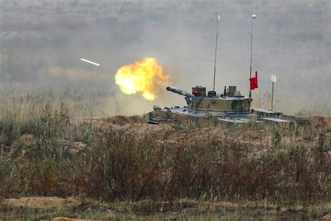 Tổng thống Nga tuyên bố sẽ tăng cường các lực lượng vũ trang ảnh 1