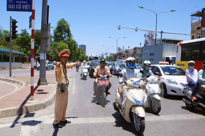 Chính thức phát động Năm An toàn giao thông 2016 tại Nghệ An ảnh 1