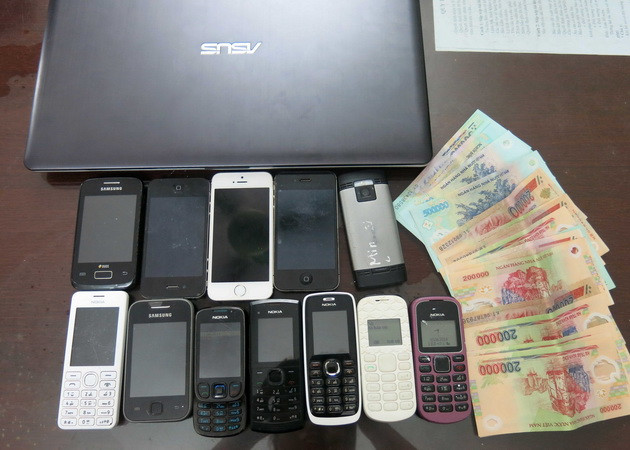 Công an Hà Nội triệt phá đường dây cá độ bóng đá, bắt 8 đối tượng ảnh 1