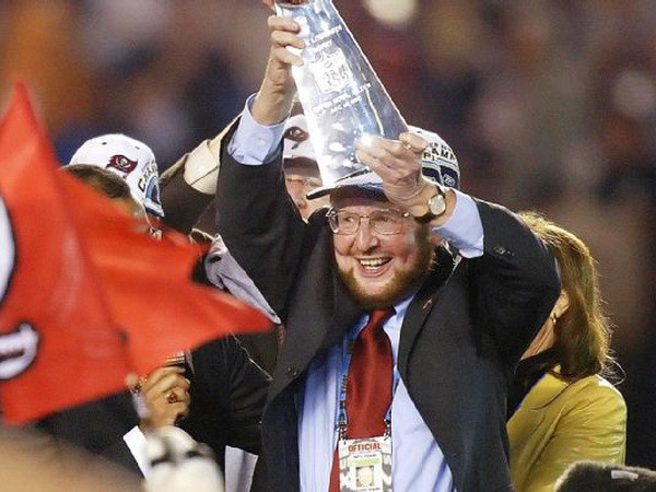 Manchester United đau buồn vĩnh biệt chủ sở hữu nhà Glazer ảnh 1