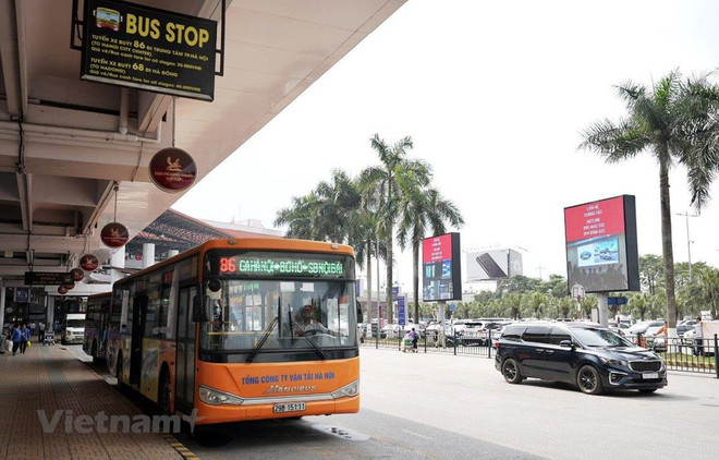 Bố trí taxi, xe buýt chạy ban đêm dịp cao điểm Tết Nguyên đán ảnh 1