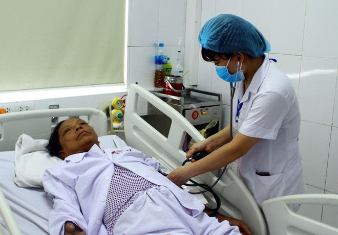 Nghệ An: Dừng hệ thống chạy thận nhân tạo để tìm nguyên nhân sự cố ảnh 1