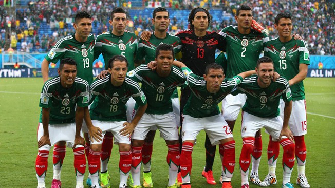 [Photo] Santos gặp dớp "đen", Mexico "nhọc nhằn" hạ Cameroon ảnh 1