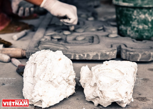 Độc đáo và tinh xảo nghệ thuật đắp phù điêu ở Thạch Xá ảnh 3