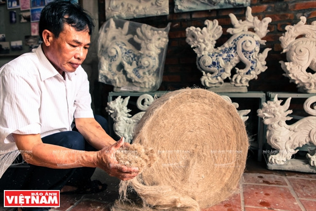 Độc đáo và tinh xảo nghệ thuật đắp phù điêu ở Thạch Xá ảnh 2