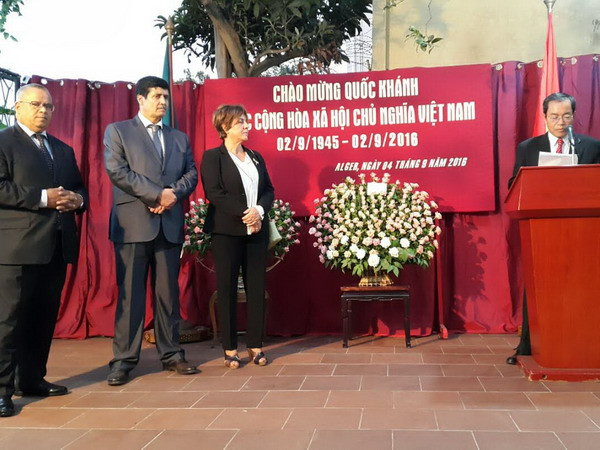 Hoạt động kỷ niệm 71 năm Quốc khánh Việt Nam tại Algeria ảnh 1