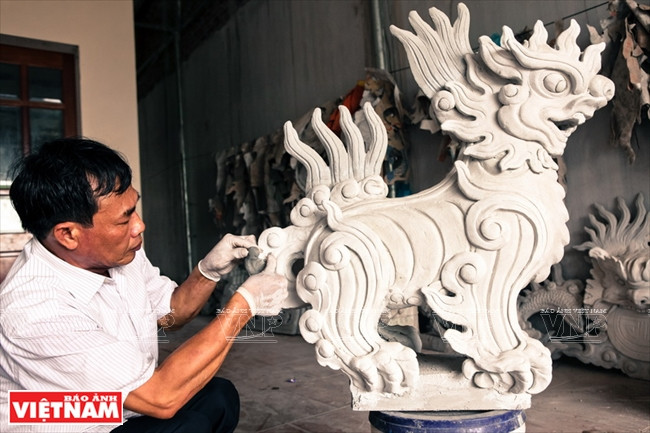 Độc đáo và tinh xảo nghệ thuật đắp phù điêu ở Thạch Xá ảnh 5