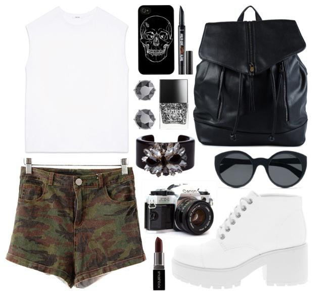 Những phong cách kết hợp quần soóc "quân sự" gợi cảm nhất ảnh 4