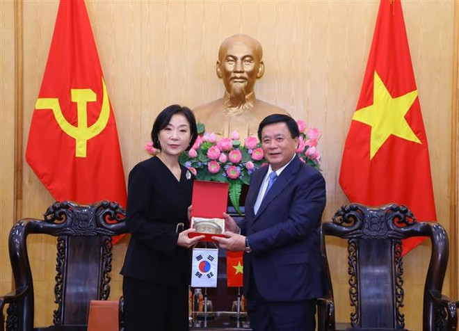 Đẩy mạnh hợp tác bồi dưỡng cán bộ lãnh đạo, quản lý Việt Nam-Hàn Quốc ảnh 2