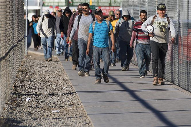 Các “ông lớn” công nghệ phản đối quyết định mới về thị thực của Mỹ ảnh 1