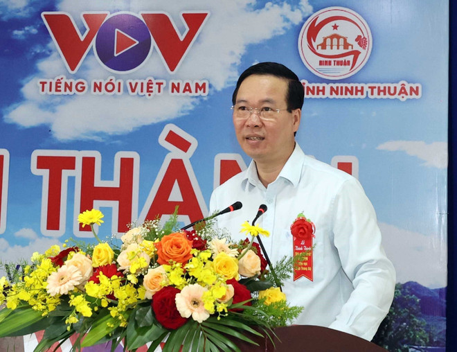 Chủ tịch nước: Đáp ứng tốt nhu cầu thông tin cho huyện đảo Trường Sa ảnh 2