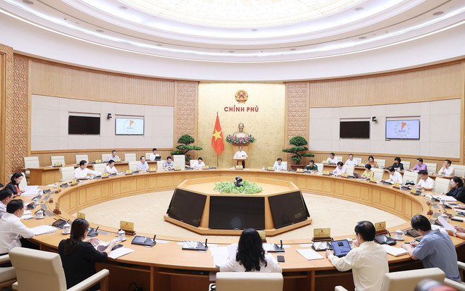 Phiên họp Chính phủ chuyên đề về xây dựng pháp luật tháng 7/2023. (Ảnh: Dương Giang/TTXVN) Hoàn thiện luật nhằm tăng tính minh bạch trong đấu giá tài sản ảnh 1