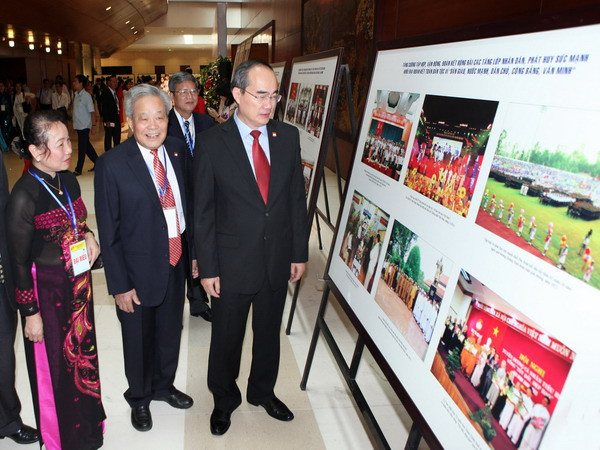 Triển lãm ảnh Mặt trận Tổ quốc với sự nghiệp đại đoàn kết dân tộc ảnh 1