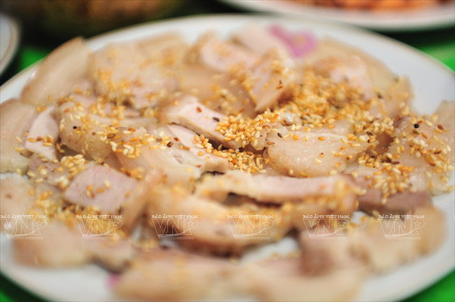 Gỏi lá Kon Tum - Đặc sản đậm hương vị núi rừng Tây Nguyên ảnh 2