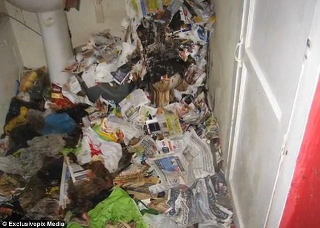Sốc với những bức ảnh chụp từ ngôi nhà "bẩn nhất thế giới" ảnh 3