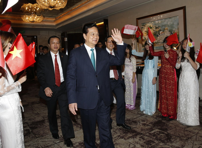 Thủ tướng tham dự Lễ kỷ niệm 50 năm Ngày Độc lập của Singapore ảnh 1