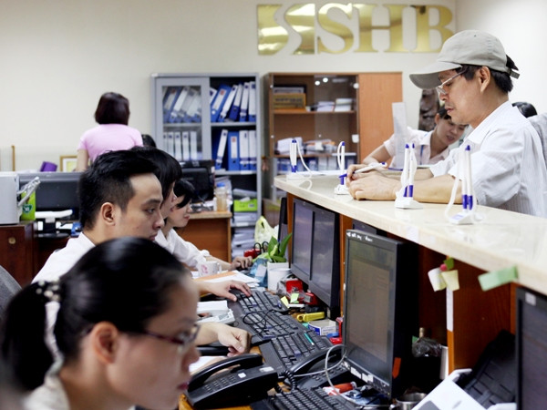 Chứng khoán chốt tuần trong sắc xanh, VN-Index chạm mốc 722 ảnh 1