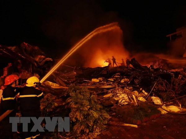 An Giang: Hỏa hoạn thiêu cháy 5 căn nhà tại huyện Tri Tôn ảnh 1