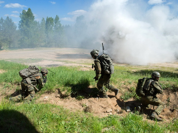 Các đơn vị trong quân đội Đức phải mượn nhau trang thiết bị ảnh 1