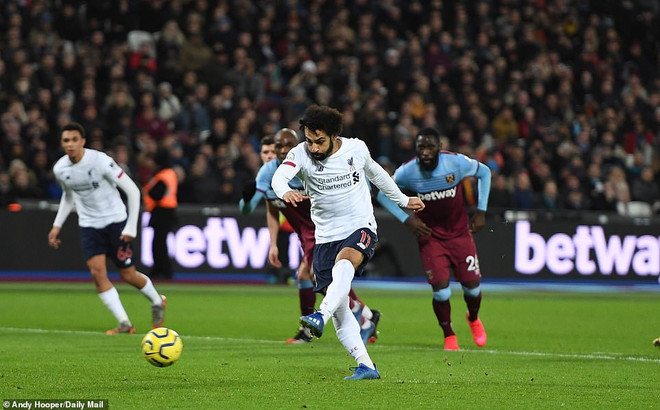 Hạ West Ham, Liverpool đã bỏ xa Manchester City đến 19 điểm ảnh 1
