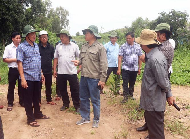 Lãnh đạo tỉnh Cà Mau kiểm tra những thiệt hại do thiên tai gây ra ảnh 1