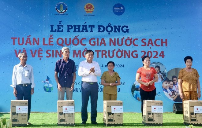 tang may loc nuoc.jpg