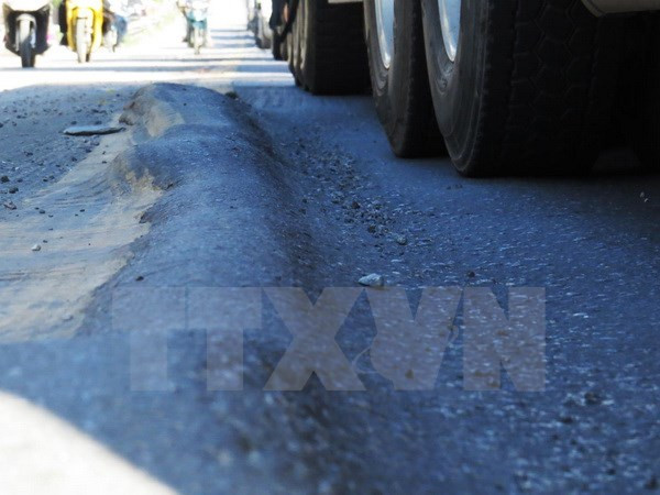 Phó Thủ tướng chỉ đạo khắc phục hư hỏng trên mặt đường Quốc lộ 5 ảnh 1