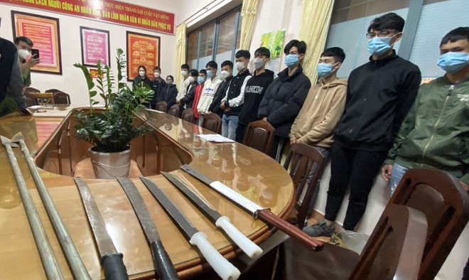 Khởi tố nhóm thanh niên chém nhau trước cổng Công an thành phố Đà Lạt ảnh 1