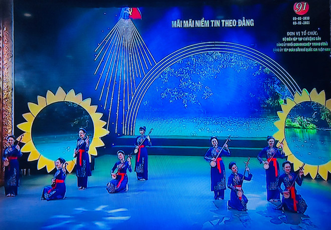 Hà Nội: Chương trình nghệ thuật 'Mãi mãi niềm tin theo Đảng' ảnh 1
