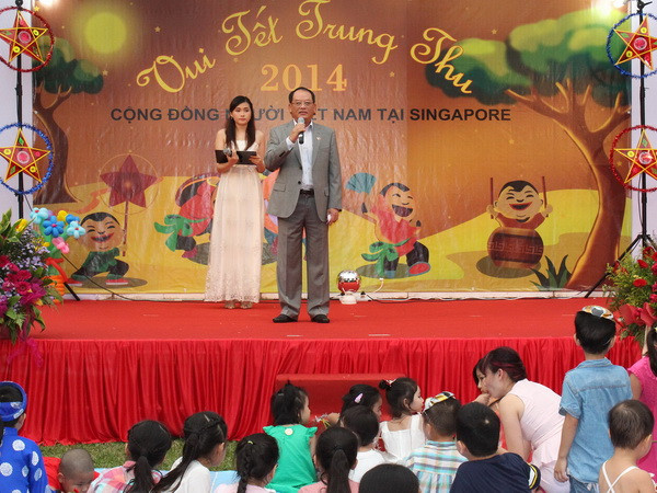Thiếu nhi Việt Nam tại Singapore hân hoan đón Tết Trung Thu ảnh 1