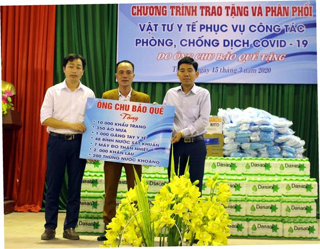 Nhiều tổ chức, cá nhân tặng vật tư y tế phục vụ phòng dịch COVID-19 ảnh 1