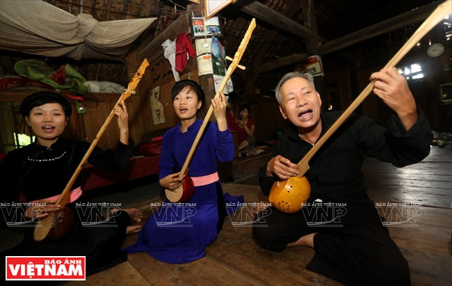 Người lưu giữ và truyền dạy những làn điệu Then ở xứ Tày ảnh 8