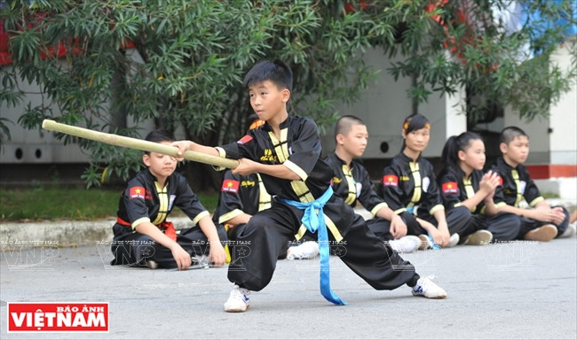 Uy Long môn, sức mạnh đến từ những vật dụng đơn giản ảnh 5