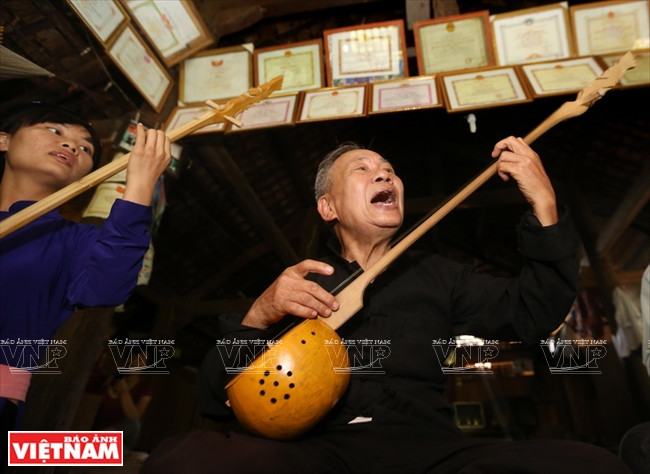 Người lưu giữ và truyền dạy những làn điệu Then ở xứ Tày ảnh 4