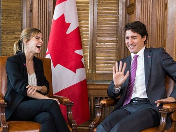 Emma Watson thảo luận về bình đẳng giới với Thủ tướng Canada ảnh 1