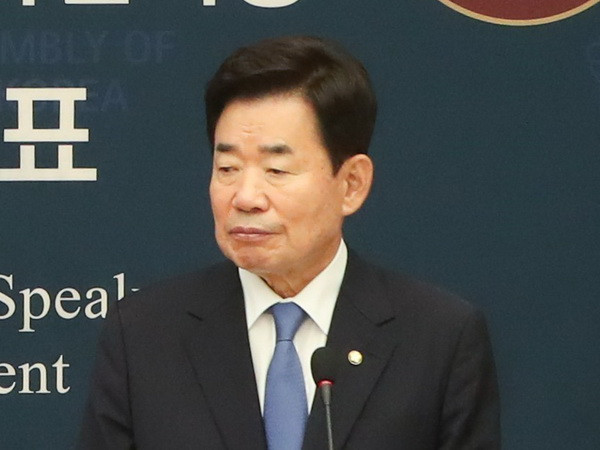 Hàn Quốc thúc đẩy quan hệ hợp tác với Ba Lan và Romania ảnh 1