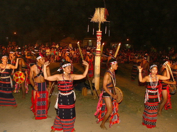 Khai mạc Lễ hội Văn hóa-Thể thao dân tộc miền núi Quảng Nam ảnh 1