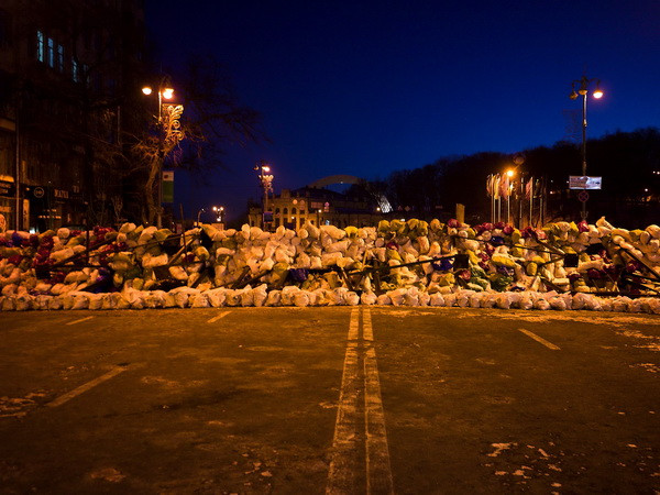 EU, Mỹ xây dựng kế hoạch viện trợ đáng kể cho Ukraine ảnh 1