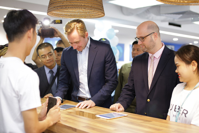 Uber đưa trung tâm hỗ trợ đối tác lớn nhất Việt Nam vào hoạt động ảnh 1