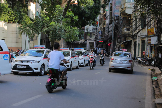 Grab, Uber được gắn mào “Taxi E” có gây rối loạn thị trường? ảnh 2