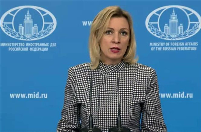 Người phát ngôn Bộ Ngoại giao Nga Maria Zakharova phát biểu tại một cuộc họp báo ở Moskva. (Ảnh: AFP/TTXVN) Nga khẳng định không có tiến trình đàm phán tích cực nào với Mỹ ảnh 1