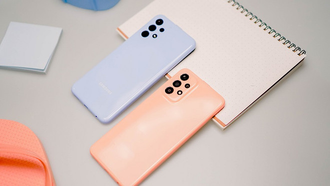 5 mẫu smartphone giá rẻ 'đáng mua' dành cho sinh viên mùa tựu trường ảnh 1