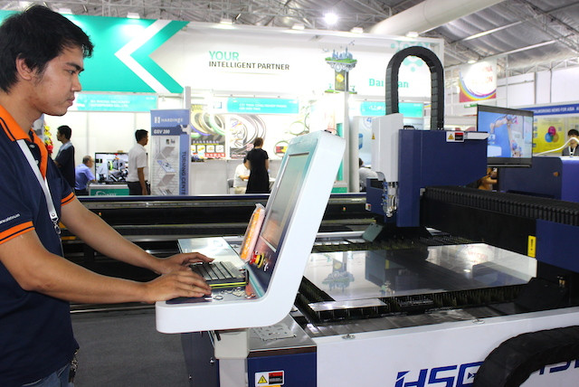 'Cú hích' COVID-19 thúc đẩy các doanh nghiệp chuyển đổi số ảnh 1