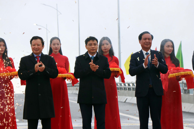 Khánh thành cao tốc Cam Lộ-La Sơn kết nối Thừa Thiên-Huế và Quảng Trị ảnh 3